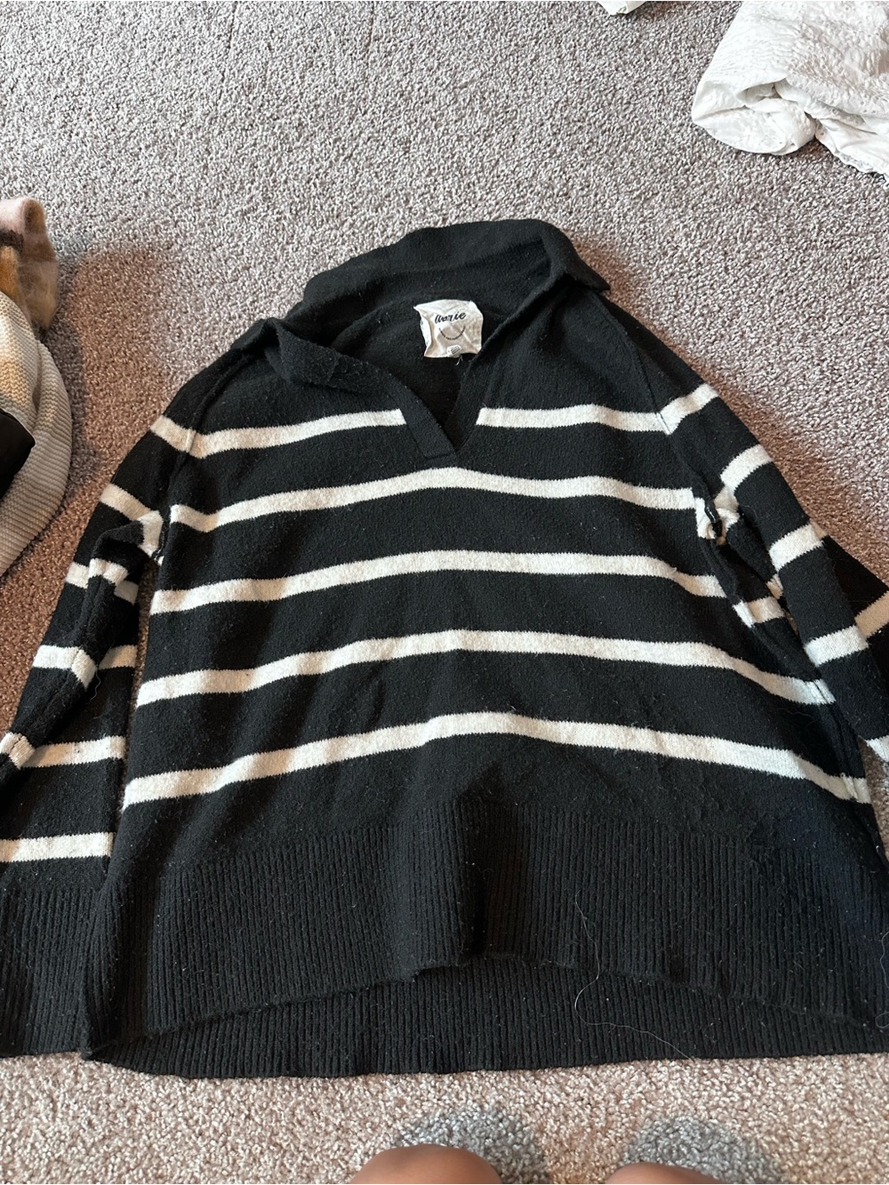 aerie Black and White Striped V-Neck Sweater